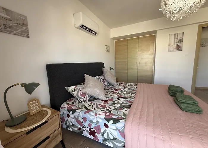 Nissi 3, 1 -b * アヤナパ